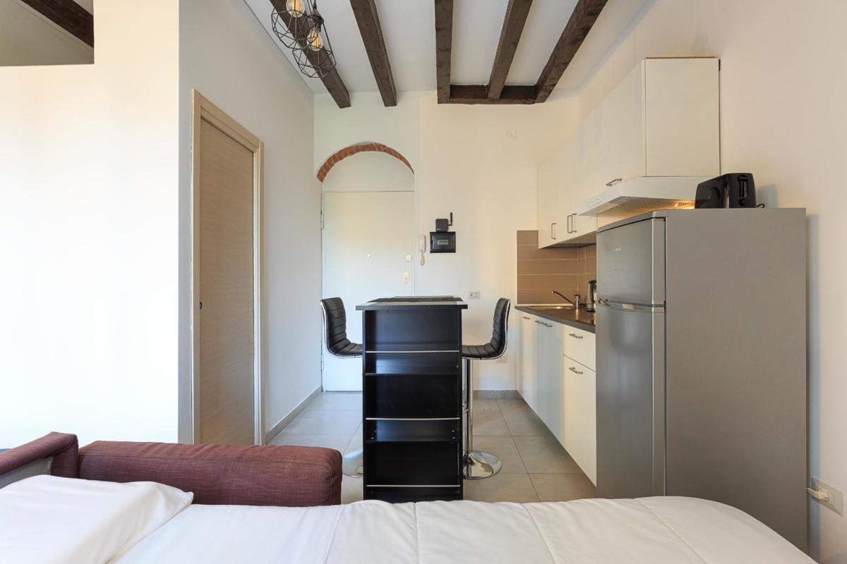 Ferienwohnung Superb Loft NavigliComfy&Relax Mailand Exterior foto